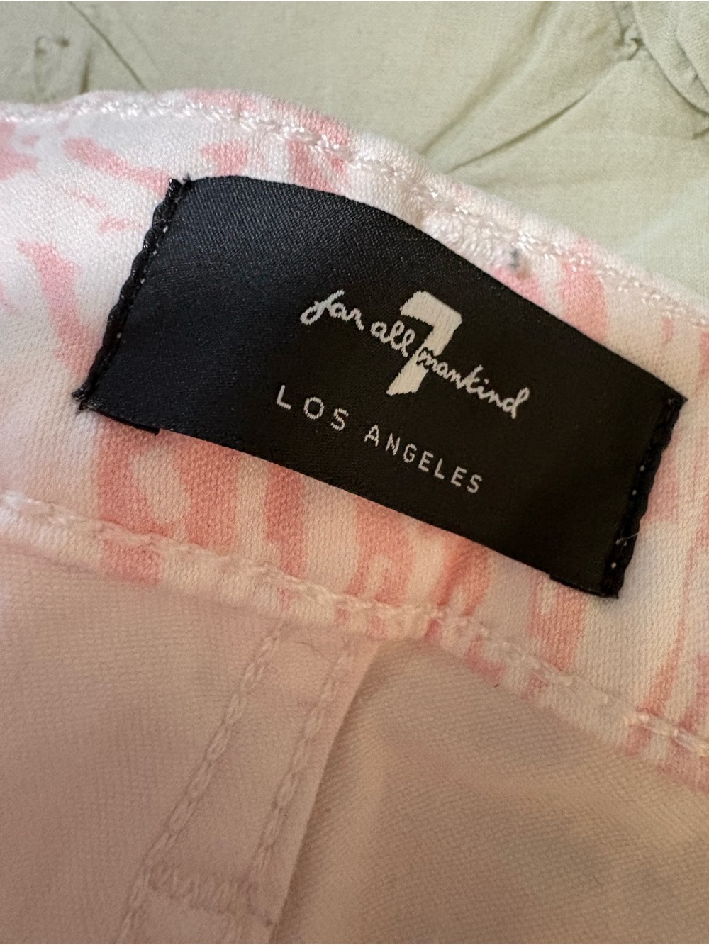 7 For All Mankind High Waist Ankle Skinny Jean in Abstract Pink Print - Size 28 - Picture 10 of 12